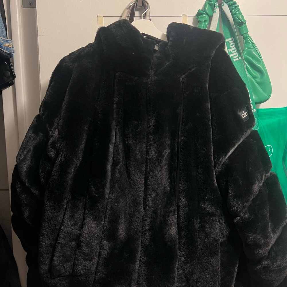 Alo yoga fur coat